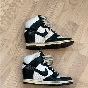 Nike Women's Black and White High-Top Sneakers